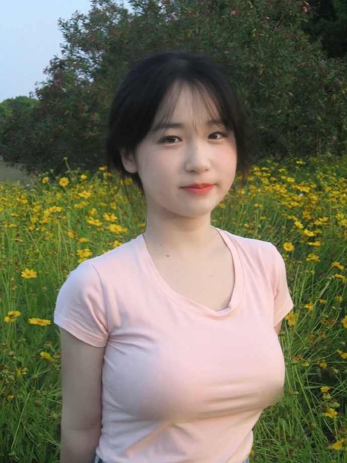 必威我的女友妈妈中语字追(图1)